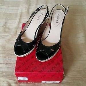 Guess - Black Wedges